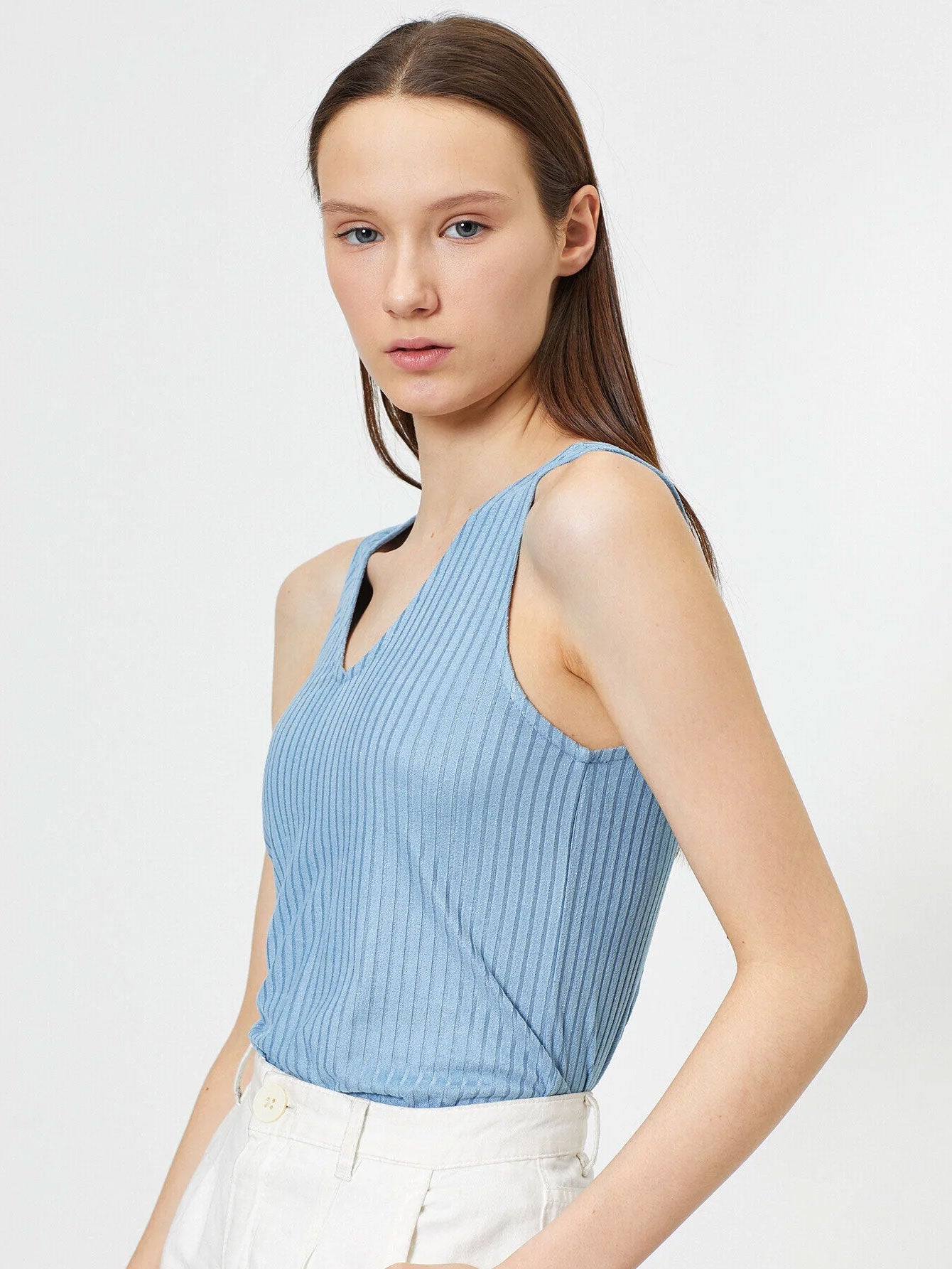 Basics V Neck Tank Top