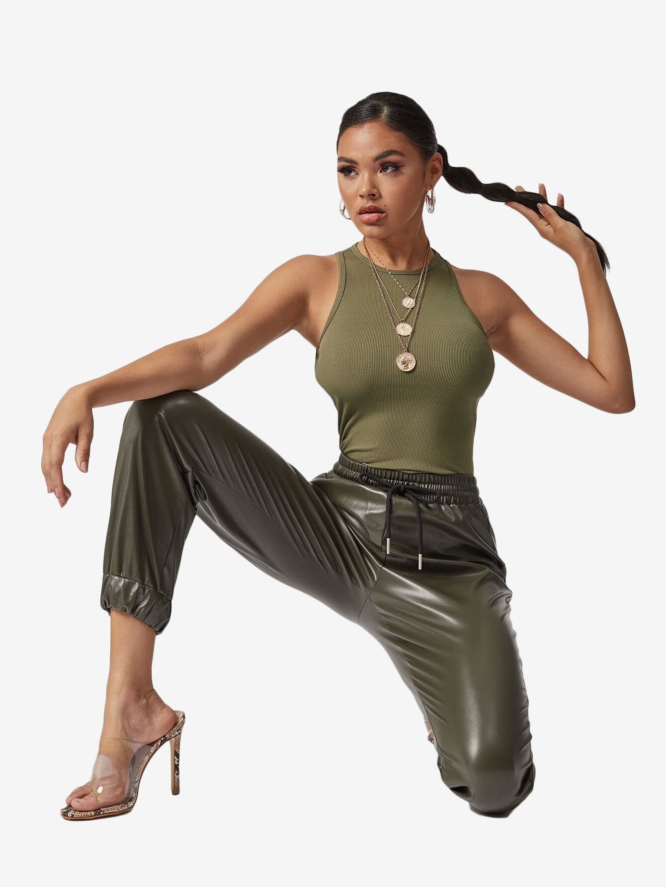 Attractive Solid Fitted Crop Tank Top