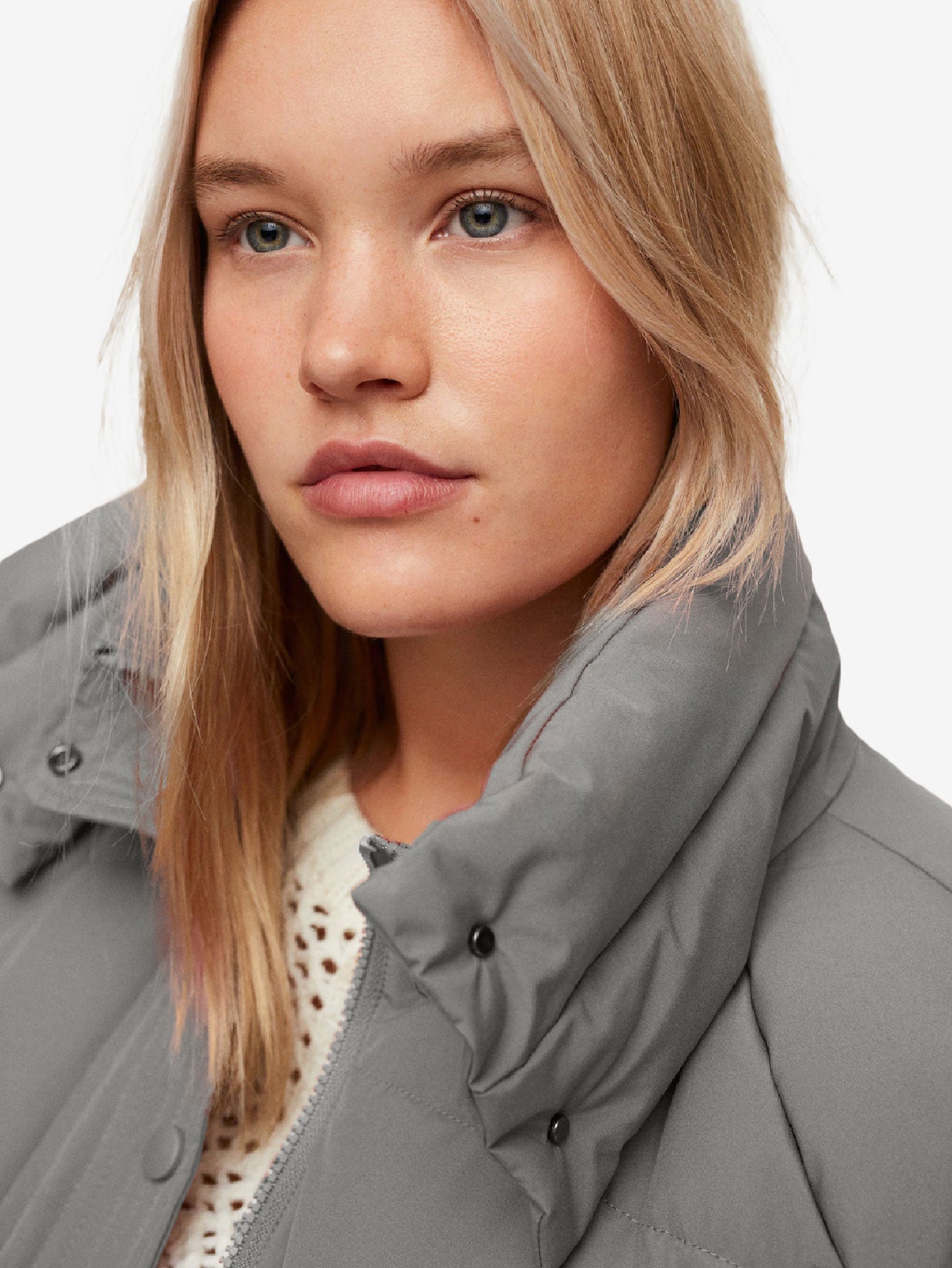 Buttoned Solid Zip Up Quilted Jacket