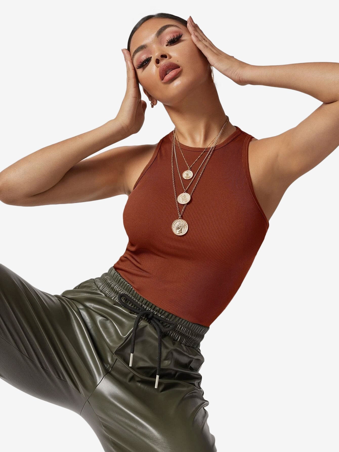 Attractive Solid Fitted Crop Tank Top
